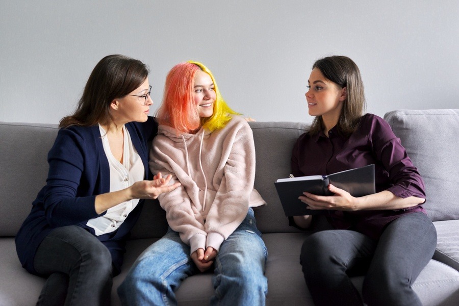 LGBTQ-focused treatment program in Los Angeles supporting recovery