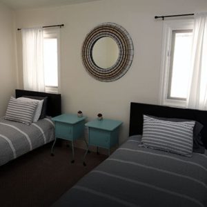twin bedroom at houdini house