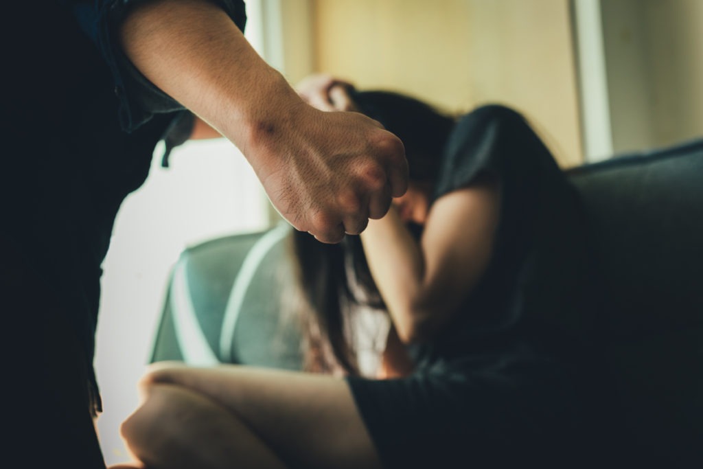 addict behavior in relationships